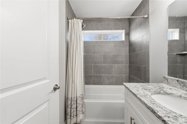 1 Winston Way 1, Johnston, RI 02919