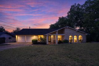 6207 Hyside DR, Austin, TX 78723