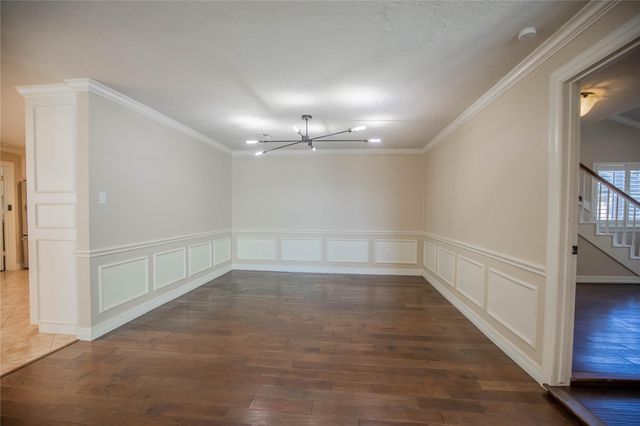 1627 Fall Valley Drive, Houston, TX 77077