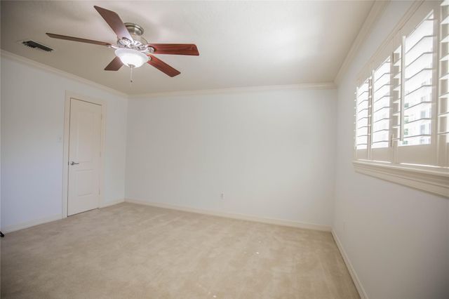 1627 Fall Valley Drive, Houston, TX 77077