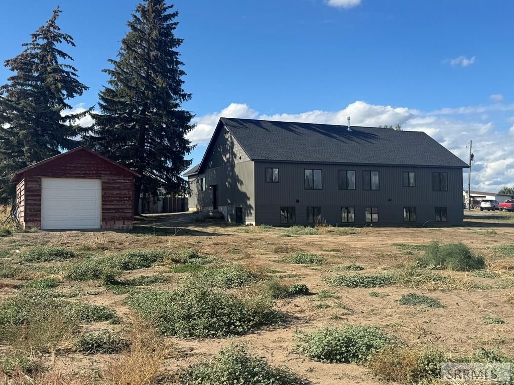 Image 9 of property listing at 3660 E 1312 N, Ashton, ID 83420