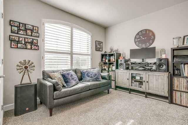 1832 Chamaeleon Drive, Haslet, TX 76052