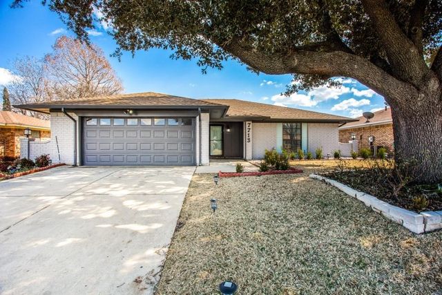 7713 Songbird Lane, Fort Worth, TX 76133