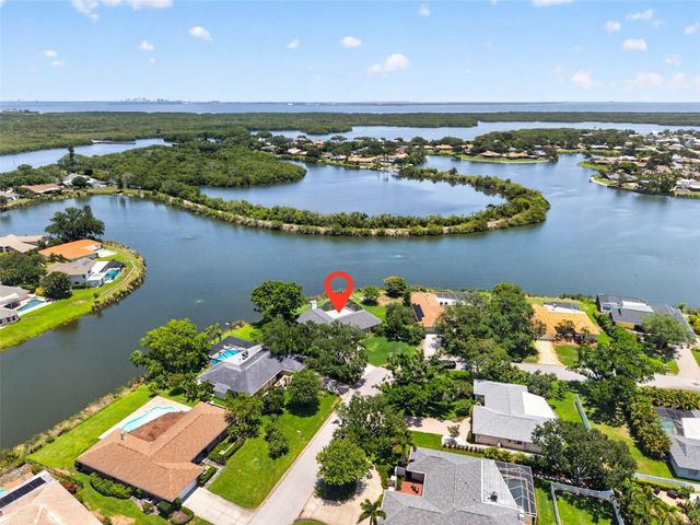 1472 73RD CIRCLE NE, St Petersburg, FL 33702