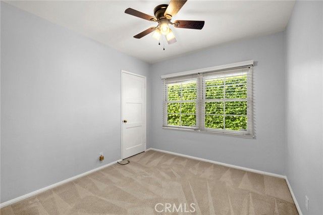 19113 Welby Way, Reseda (los Angeles), CA 91335