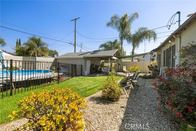 19113 Welby Way, Reseda (los Angeles), CA 91335