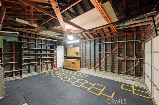 19113 Welby Way, Reseda (los Angeles), CA 91335