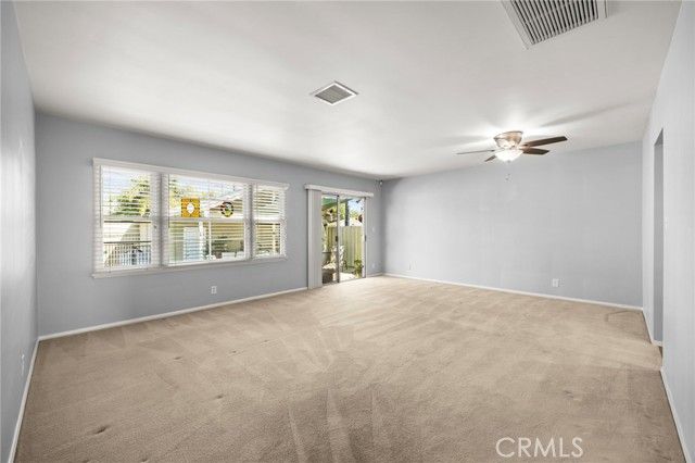 19113 Welby Way, Reseda (los Angeles), CA 91335