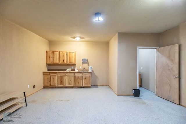 1902 E State HWY 36, Abilene, TX 79602