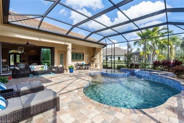 6376 Burnham RD, Naples, FL 34119