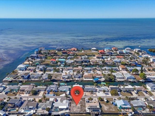 13612 GARRIS DR, Hudson, FL 34667
