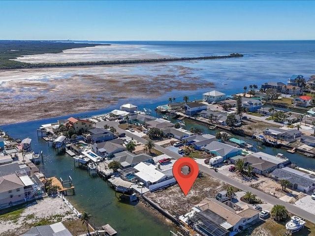 13612 GARRIS DR, Hudson, FL 34667