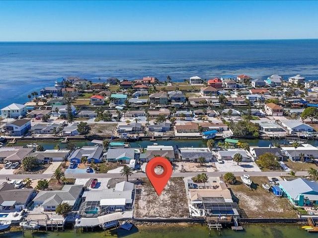 13612 GARRIS DR, Hudson, FL 34667