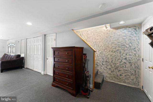 944 ARGYLE RD, Drexel Hill, PA 19026