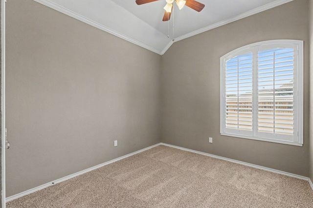 8615 Oakleaf Drive, Frisco, TX 75035