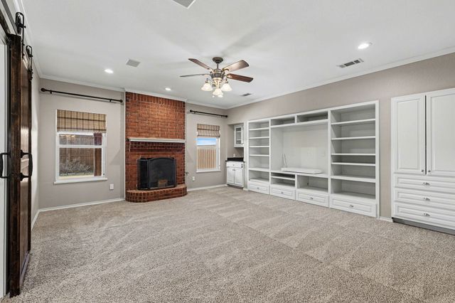 8615 Oakleaf Drive, Frisco, TX 75035