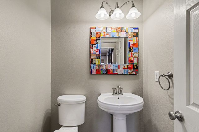 8615 Oakleaf Drive, Frisco, TX 75035