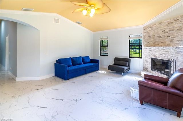 8896 Bracken WAY, Fort Myers, FL 33908