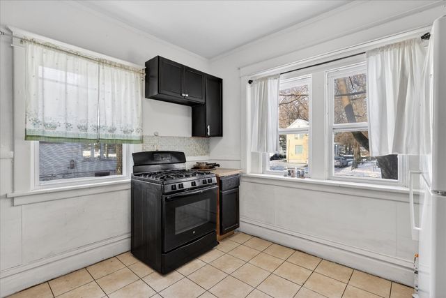 1025 N Park Street, Kalamazoo, MI 49007