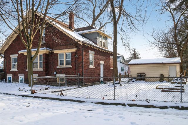 1025 N Park Street, Kalamazoo, MI 49007