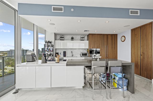 701 N Fort Lauderdale Beach Boulevard 1205, Fort Lauderdale, FL 33304