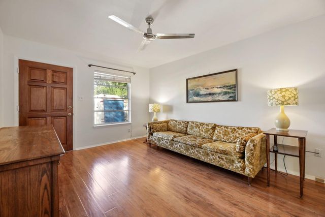 2202 Towbridge CIR, Austin, TX 78723
