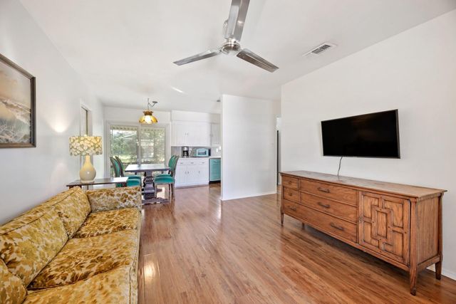 2202 Towbridge CIR, Austin, TX 78723