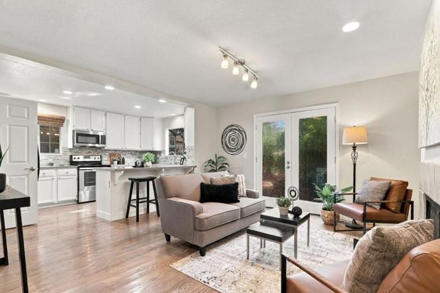 432 Bella Corte, Mountain View, CA 94043
