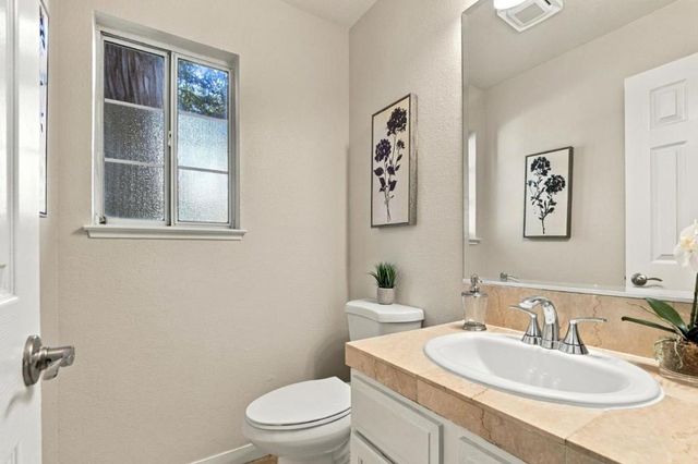 432 Bella Corte, Mountain View, CA 94043