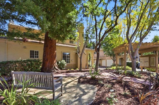 432 Bella Corte, Mountain View, CA 94043