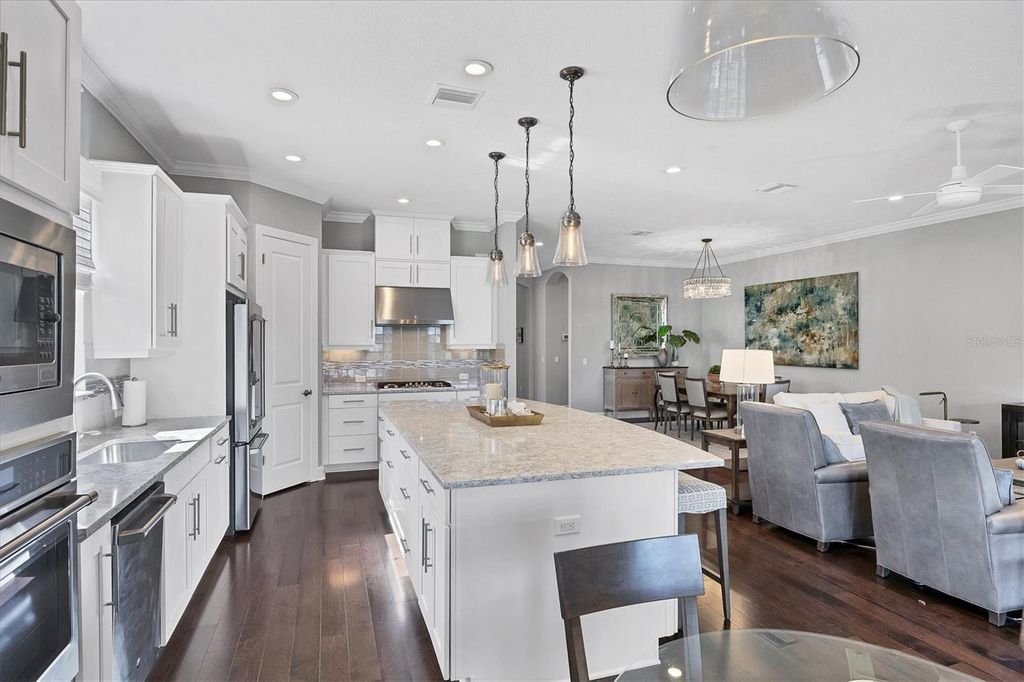 Image 20 of property listing at 5007 NAPOLI RUN, Bradenton, FL 34211