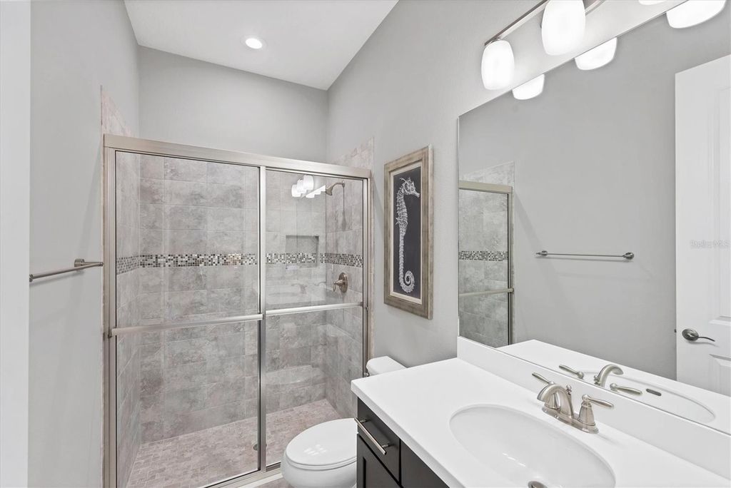 Image 33 of property listing at 5007 NAPOLI RUN, Bradenton, FL 34211