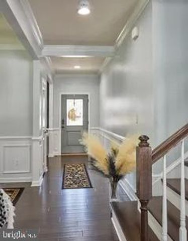 2301 HARMSWORTH DR, Dumfries, VA 22026