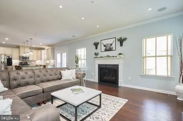 2301 HARMSWORTH DR, Dumfries, VA 22026