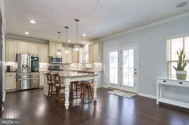 2301 HARMSWORTH DR, Dumfries, VA 22026
