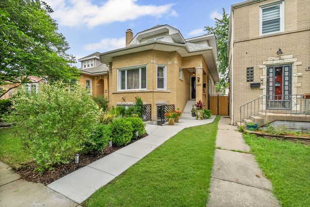 5410 W Hutchinson Street, Chicago, IL 60641