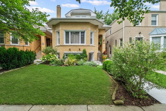 5410 W Hutchinson Street, Chicago, IL 60641