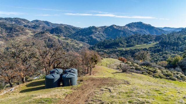 6620 Robinson Creek Rd, Ukiah, CA 95482