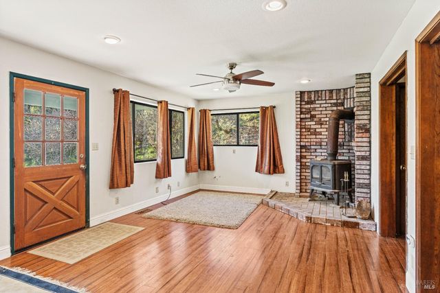 6620 Robinson Creek Rd, Ukiah, CA 95482