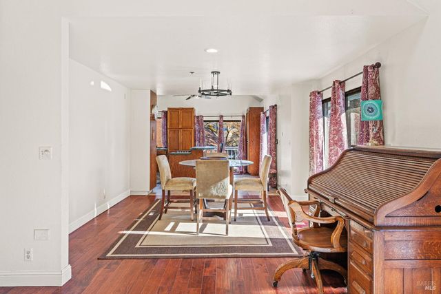 6620 Robinson Creek Rd, Ukiah, CA 95482