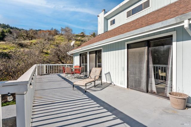 6620 Robinson Creek Rd, Ukiah, CA 95482