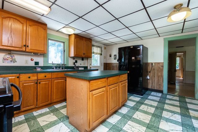 2596 Cranberry Hwy, Wareham, MA 02571