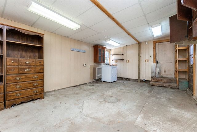 2596 Cranberry Hwy, Wareham, MA 02571