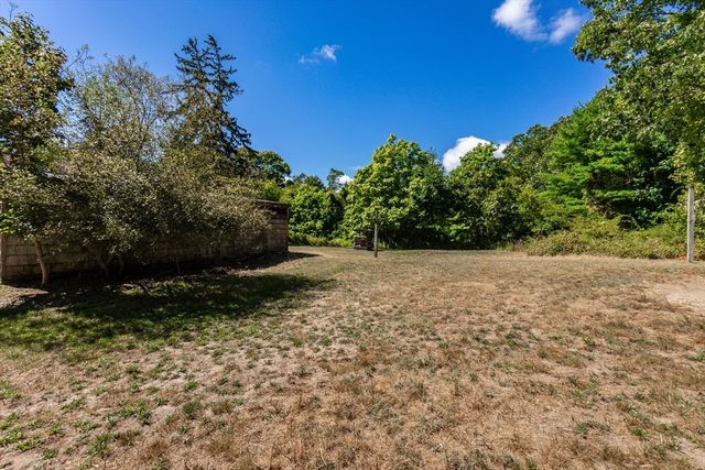 2596 Cranberry Hwy, Wareham, MA 02571