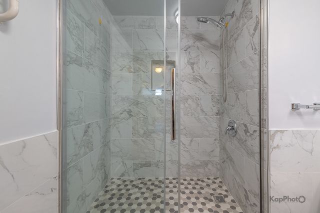 2841 S Wells Street 1W, Chicago, IL 60616