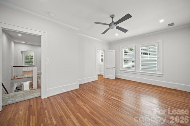923 Henley Place, Charlotte, NC 28207