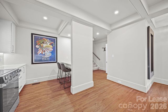 923 Henley Place, Charlotte, NC 28207