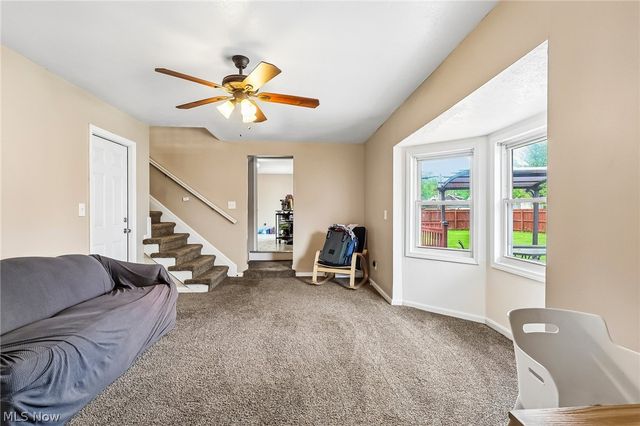 805 Roberts Street, Sheffield Lake, OH 44054