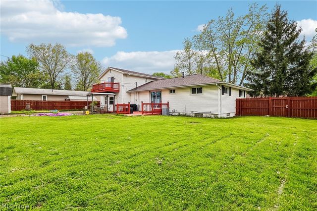 805 Roberts Street, Sheffield Lake, OH 44054