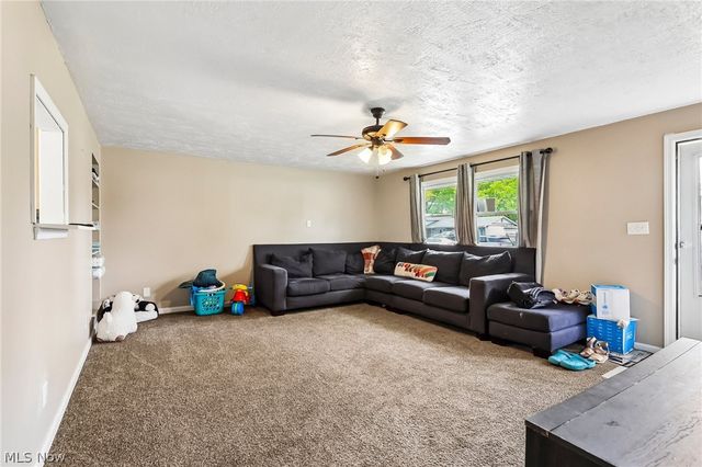 805 Roberts Street, Sheffield Lake, OH 44054